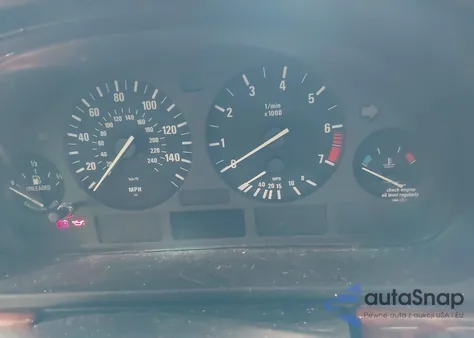 1998 BMW 528I z USA, uszkodzony, nr VIN WBADD6325WBW31780